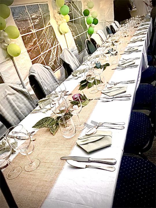 Impressie van een feest verzorgd door Food@Home — foto 12 van 33